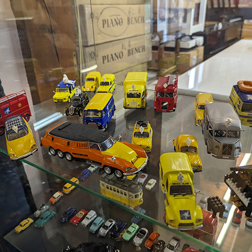 Carousel Pianos Grath