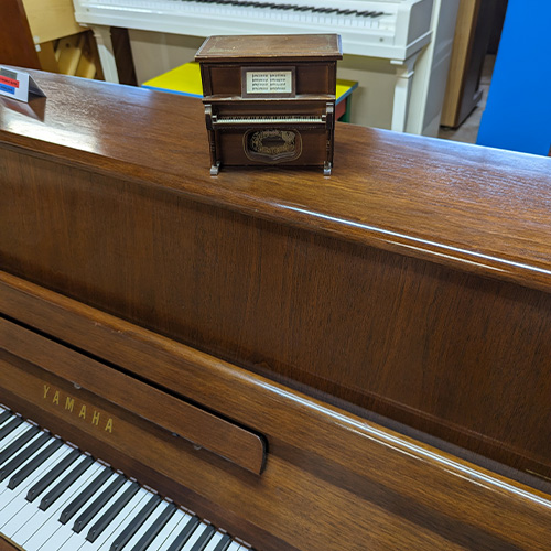 Carousel Pianos Grath
